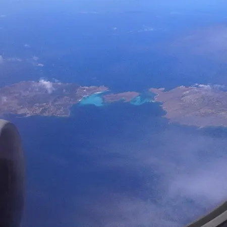 罗卡卢加贵宾公寓 4*